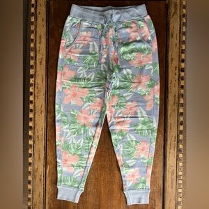 NWOT TA Tracy Anderson G.I.L.I. Cropped French Terry Floral Printed Joggers